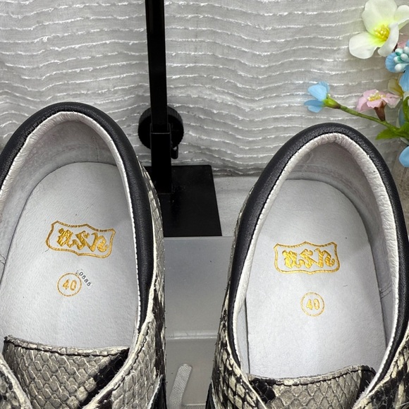 (H2) Ash Kansas Women's Black and White Leather Platform Sneakers, Size 40/9 M - Picture 12 of 14